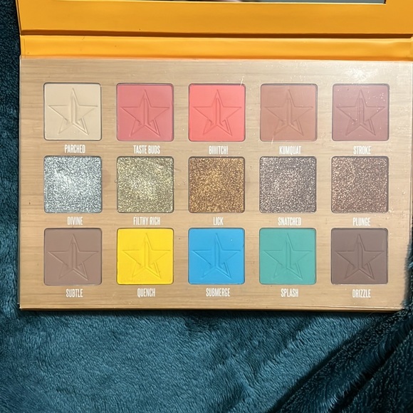 Discontinued Thirsty Palette! - Picture 3 of 3